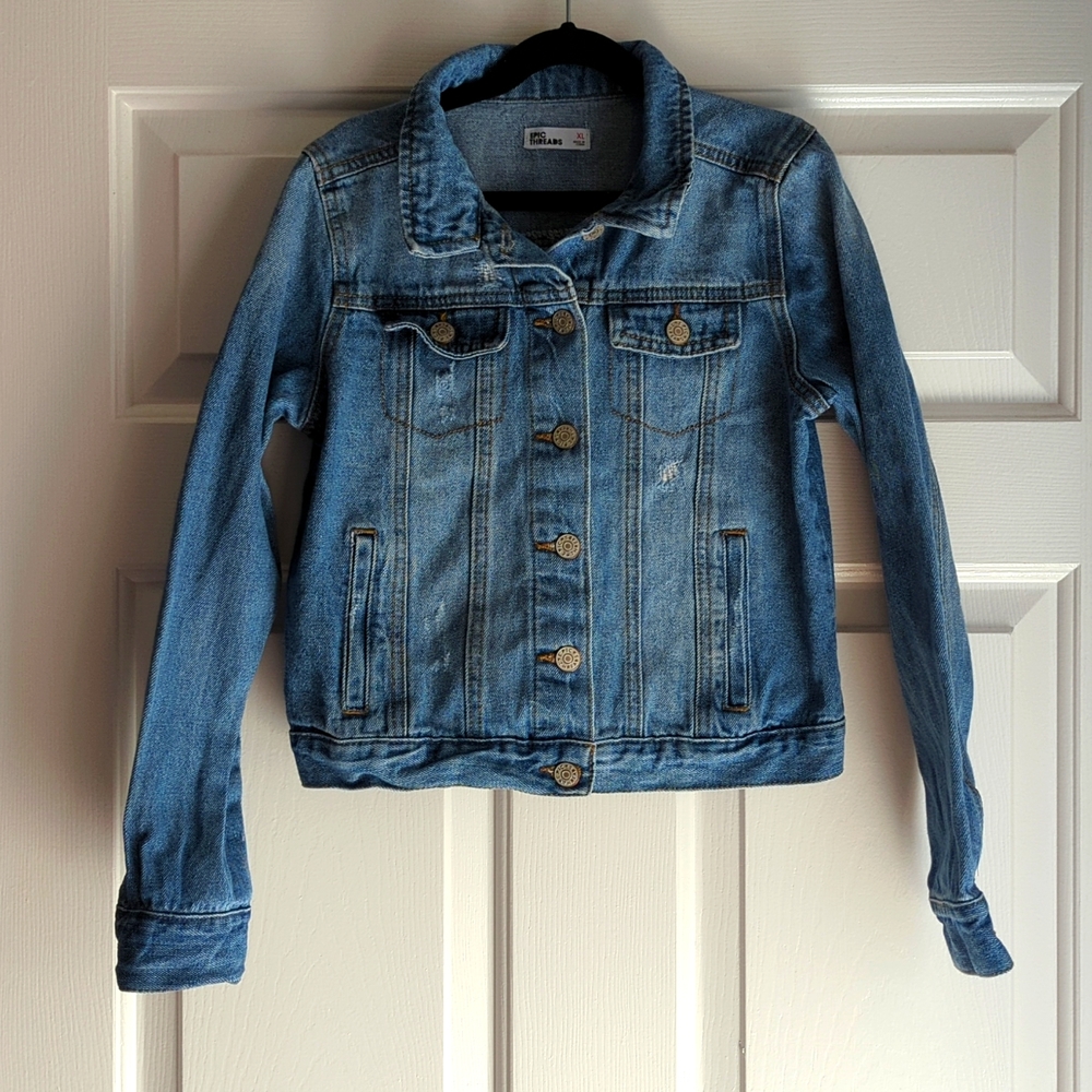 2/$20 - Epic Threads Girls Distressed Denim Jacket Size XL